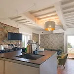 Il Palazzo By Interhome Polveraia